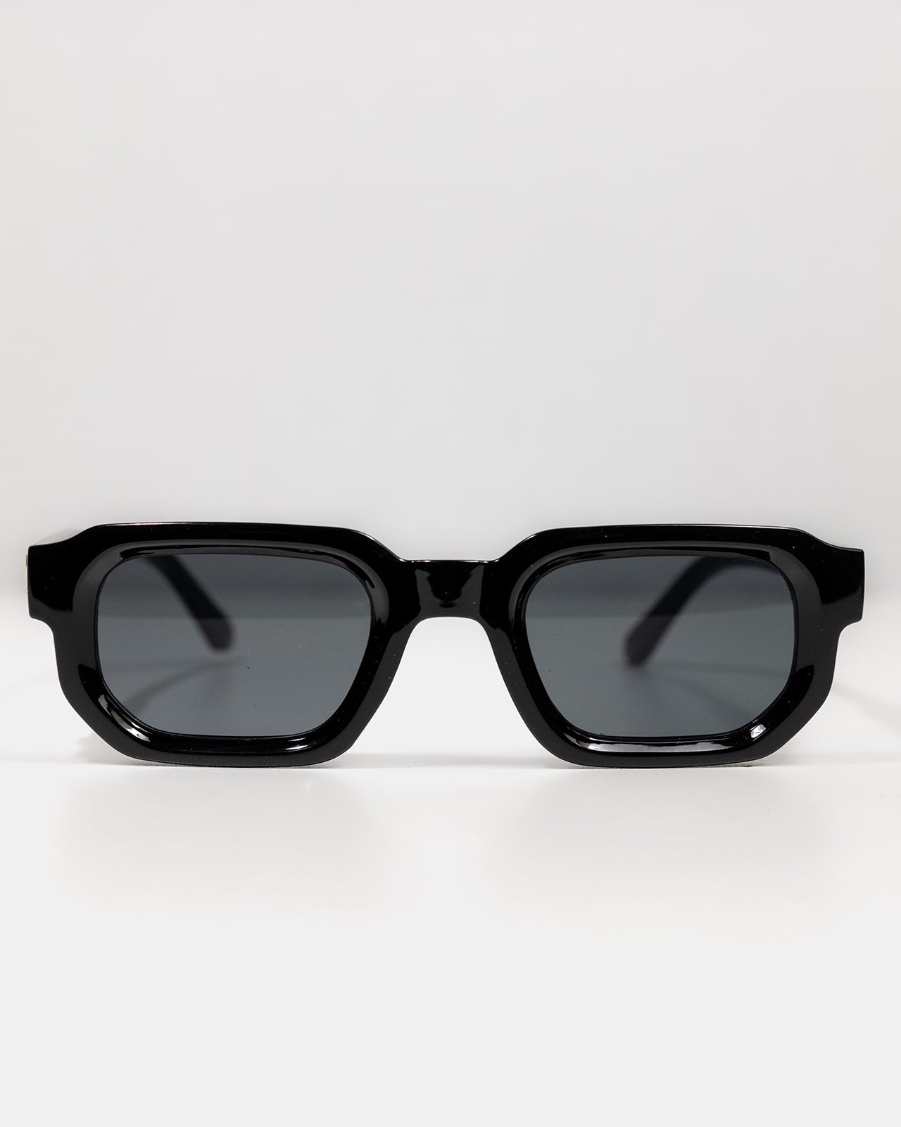 SYZER BLACK