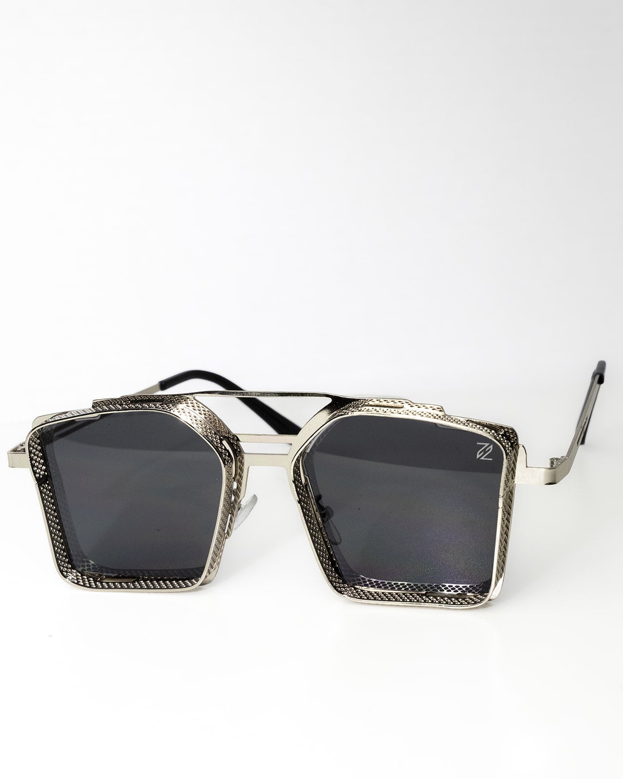 DYNASTY Silver gallery
