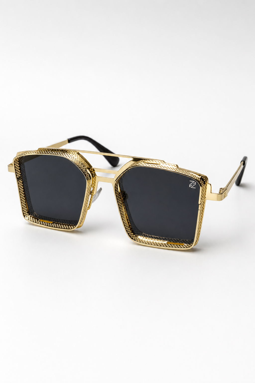 DYNASTY sunglasses gold metal frame 3/4 angled view
