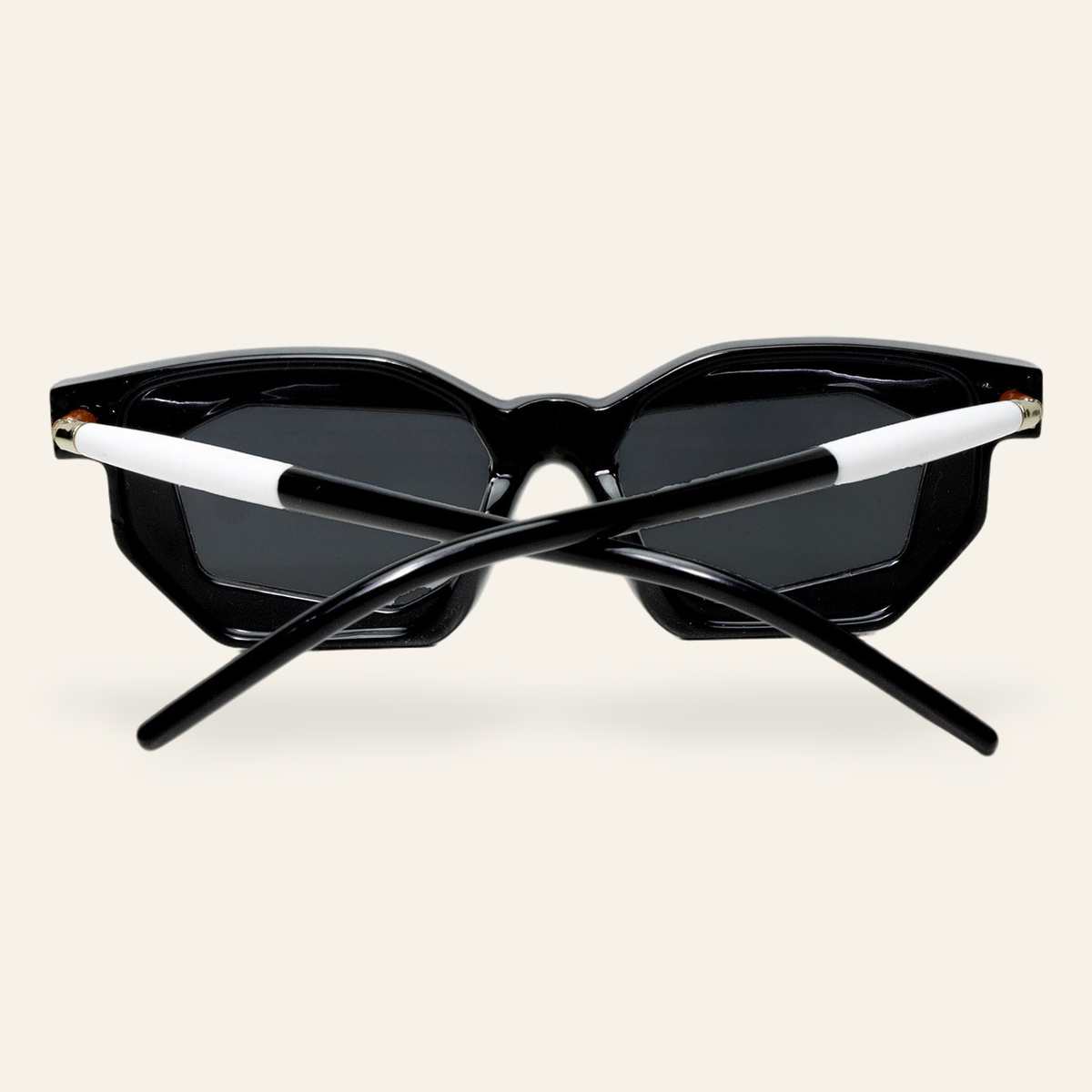 ZAYSHA AVANT sunglasses in Piano Black/White, rear view